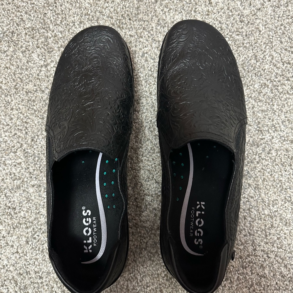 Klogs Black Embossed Slip-On Loafers for women